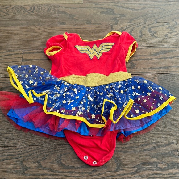 Wonder Woman costume 3-6 month - Picture 1 of 5
